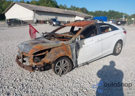 2013 Hyundai Sonata Gls z USA, uszkodzony, nr VIN 5NPEB4AC7DH605867